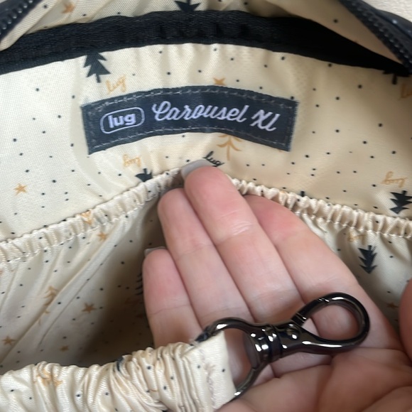 Lug Carousel XL Crossbody Bag Snowman Trees - Picture 12 of 12